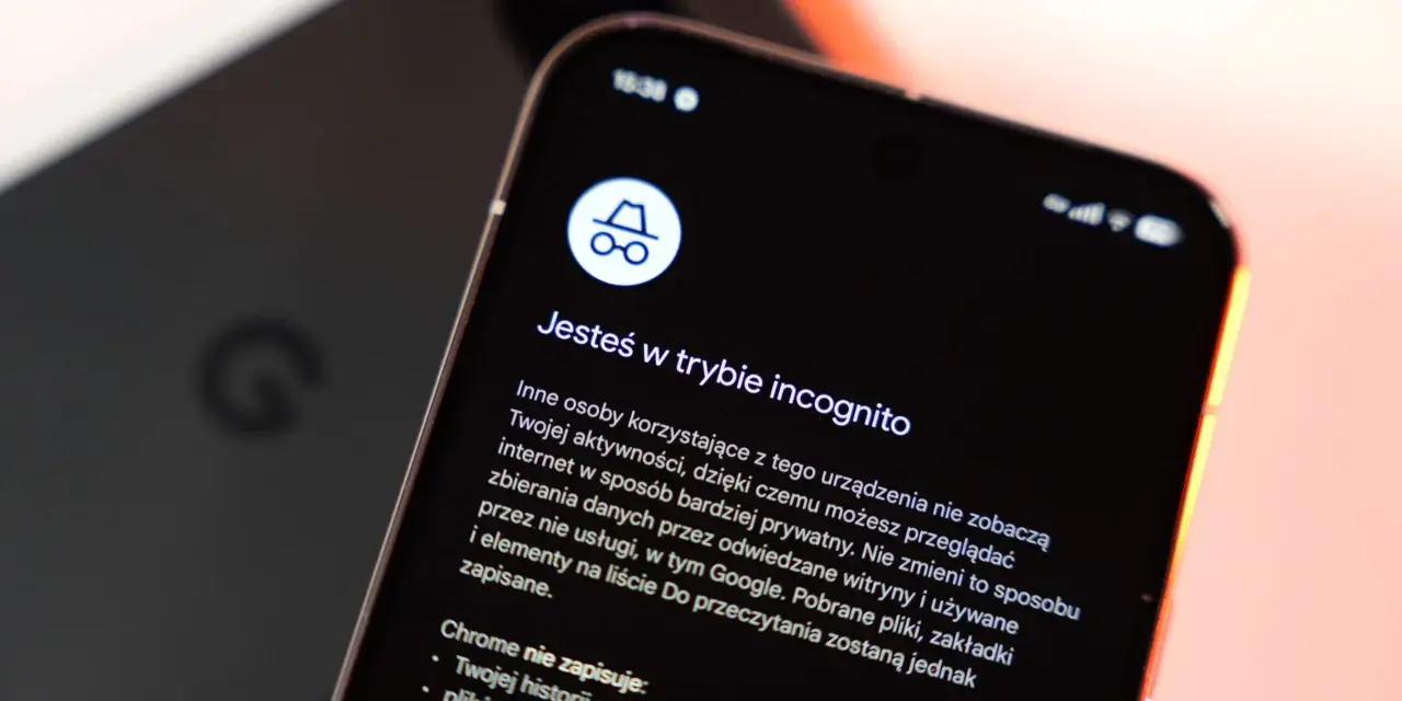 Jak sprawdzić karty incognito w telefonie? Ekran smartfona z informacją o trybie prywatności.
