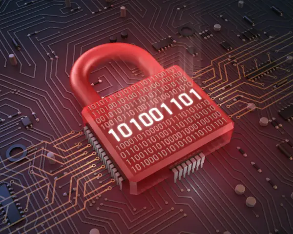 Czerwona kłódka z kodem binarnym symbolizuje firewall sprzętowy chroniący obwody drukowane.
