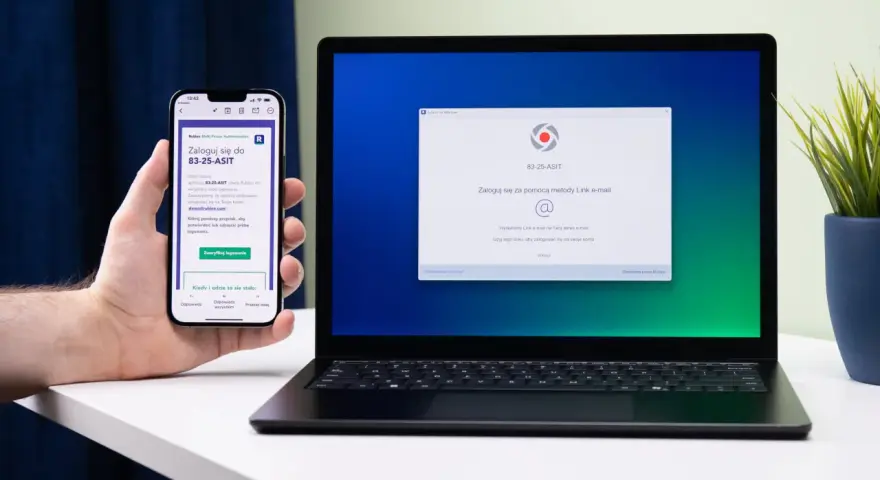 Telefon i laptop pokazują powiadomienia o logowaniu do 83-25-ASIT. Brak uwierzytelnienia.