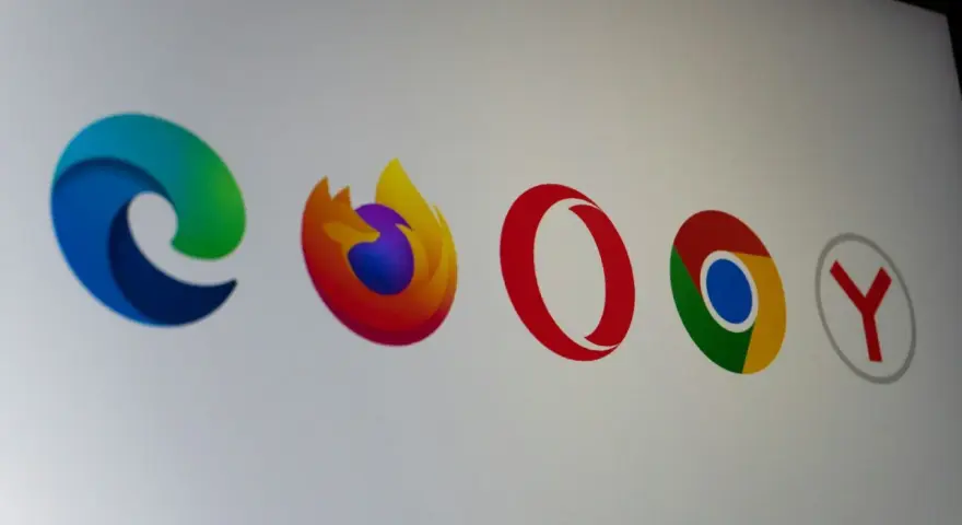 Ikony przeglądarek: Edge, Firefox, Opera, Chrome, Yandex. Dowiedz się, jak zablokować reklamy w każdej z nich.